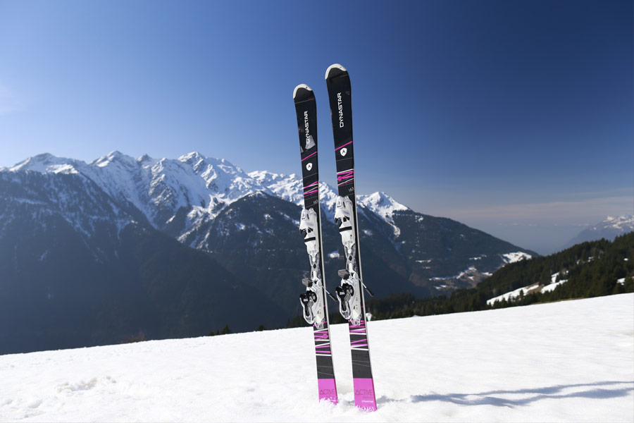 Ski rental Super Devoluy Intersport